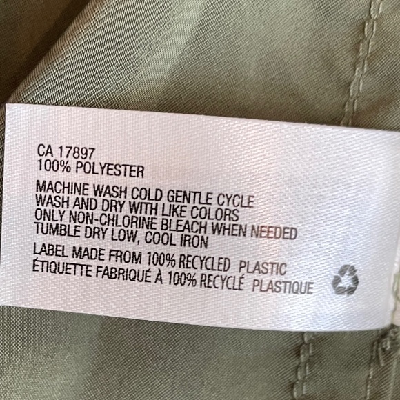 EUC Gap Silk-feel Button Down Blouse in Khaki Green Size XS - Picture 5 of 5